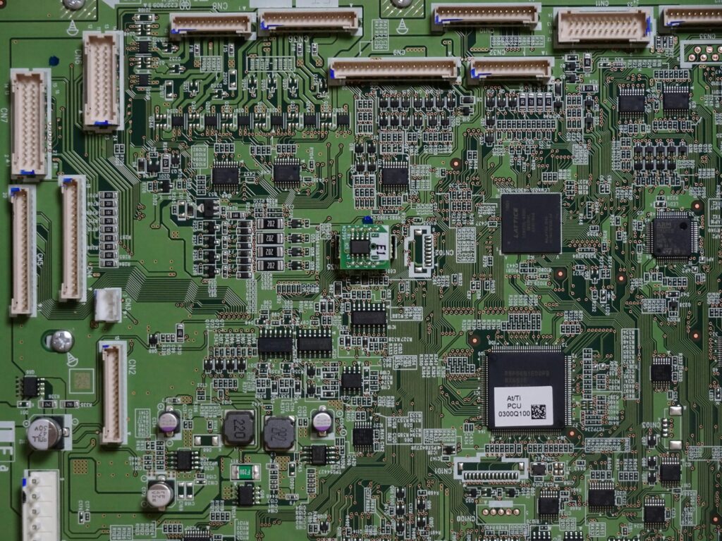 Semiconductor Distributor in India – Complete Guide for OEM & Electronics Manufacturers